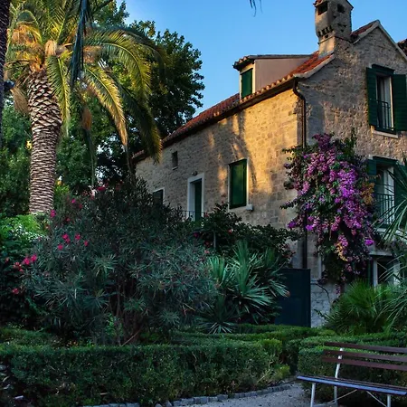 Cindro House