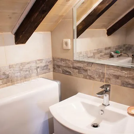 Cindro House Podstrana