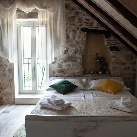 Cindro House Podstrana