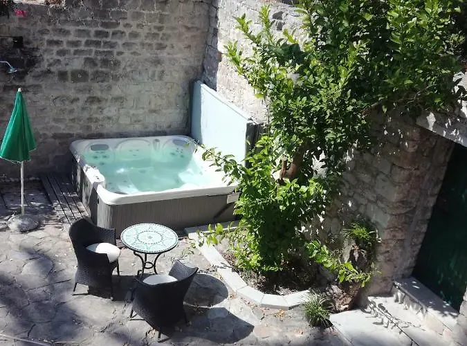 Cindro House Podstrana